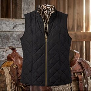 Reversible zip up vest.🍁